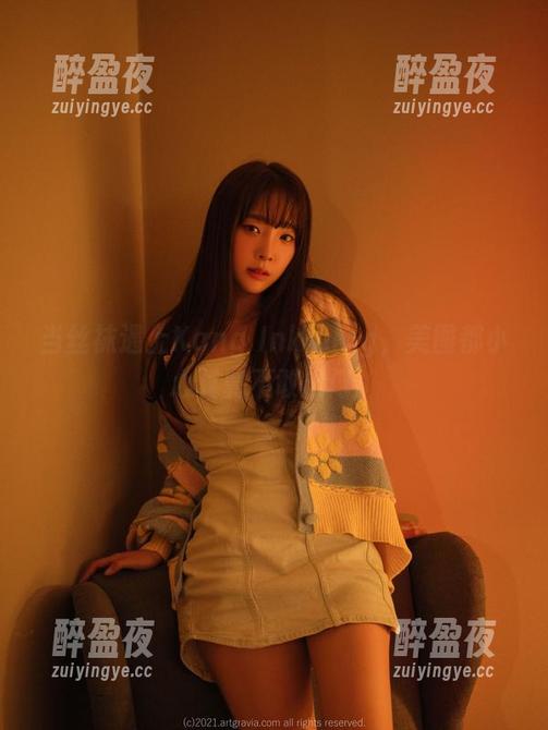 Kang Inkyung 当丝袜遇上Kang Inkyung,美图都小心翼翼不敢出门!